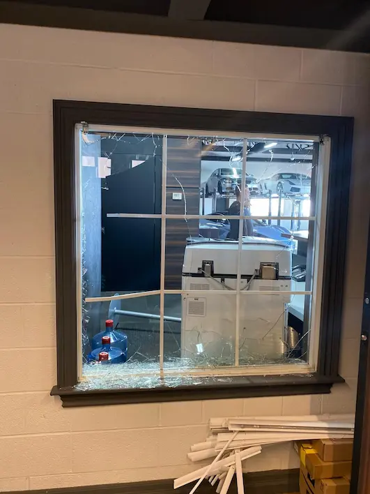 window-glass-repair-before